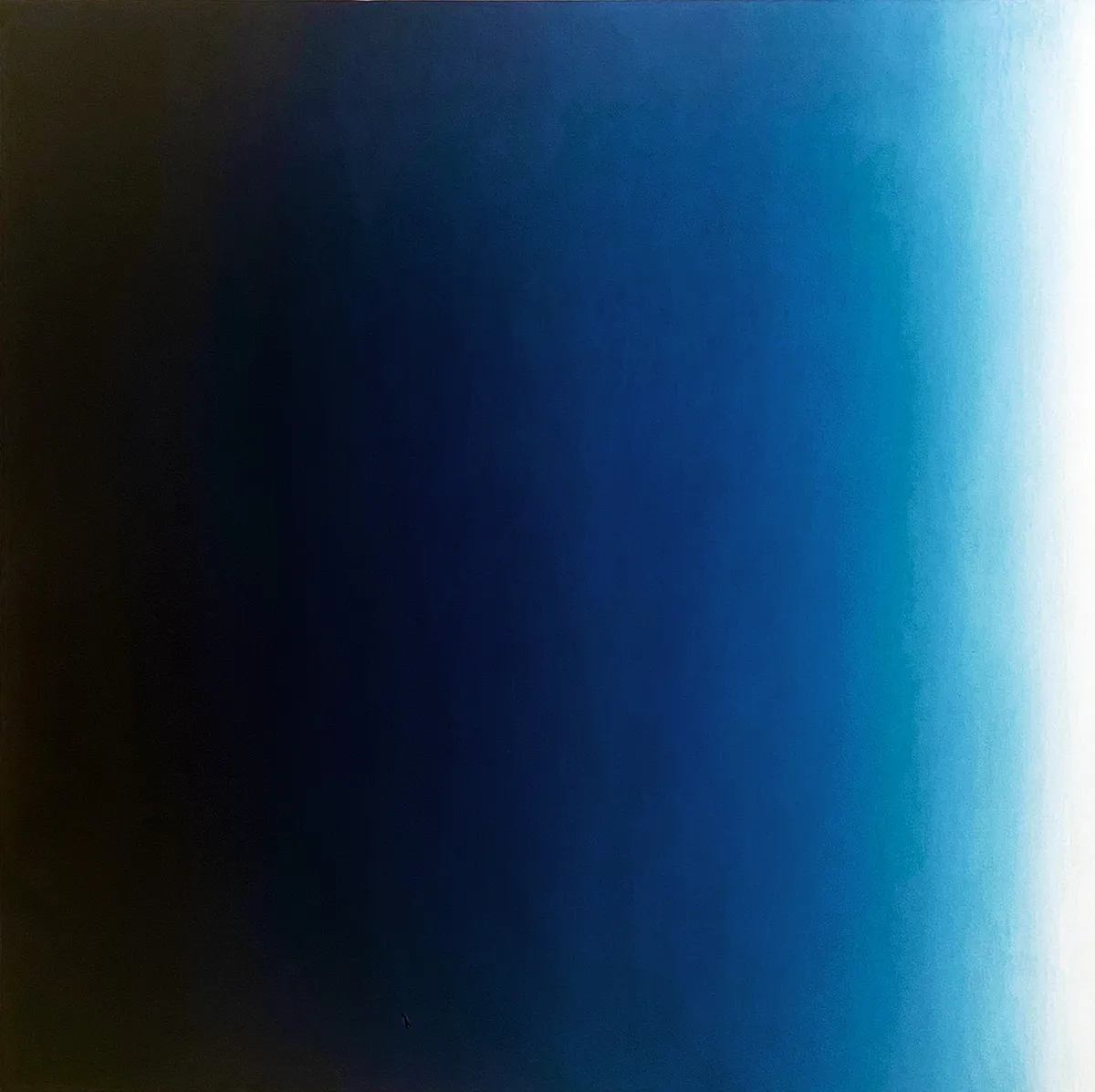 Victor Perez-Porro Blur-View-Blue